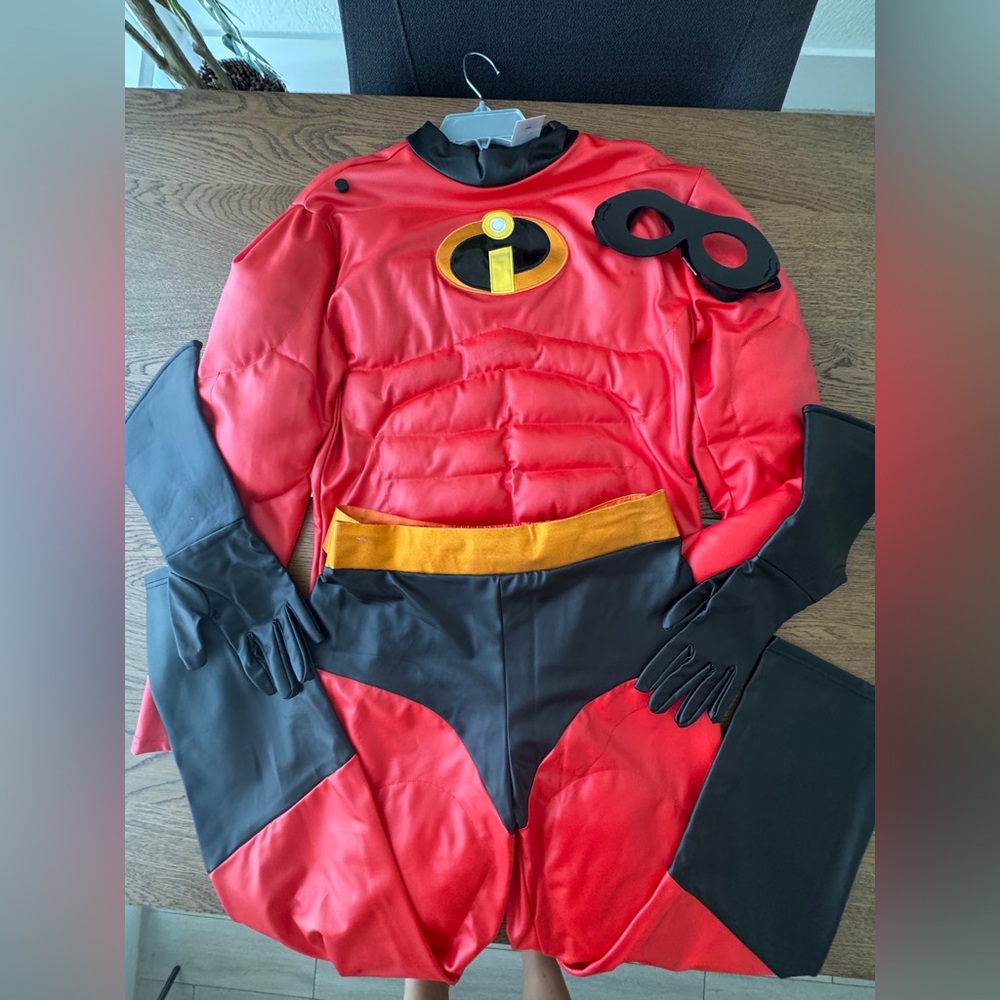 Mr. Incredible Costume – Disney Pixar Incredibles 2